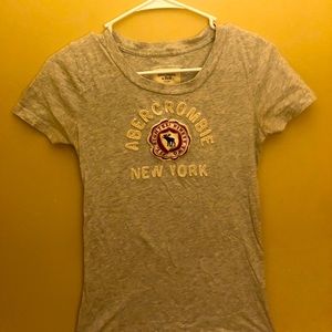 Abercrombie & Fitch ‘New York’ Women’s T-Shirt Size Small